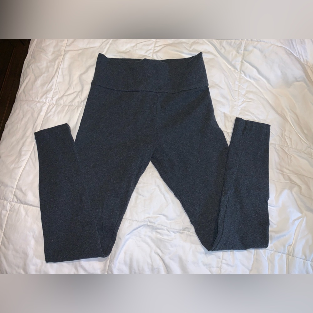 Forever 21 women’s leggings.